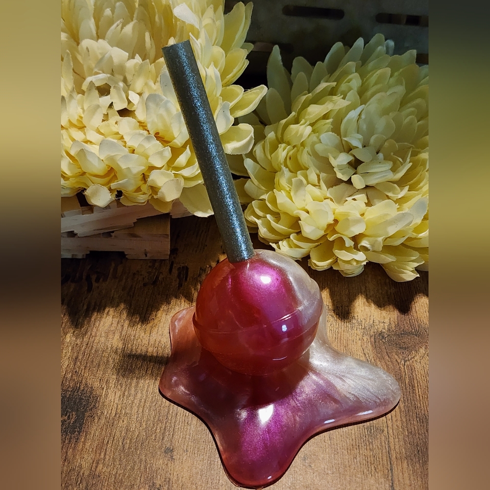 Handcrafted Epoxy Resin Statue Paper Weight Decor -Melting Lollipop / Popsicle - Picture 12 of 15